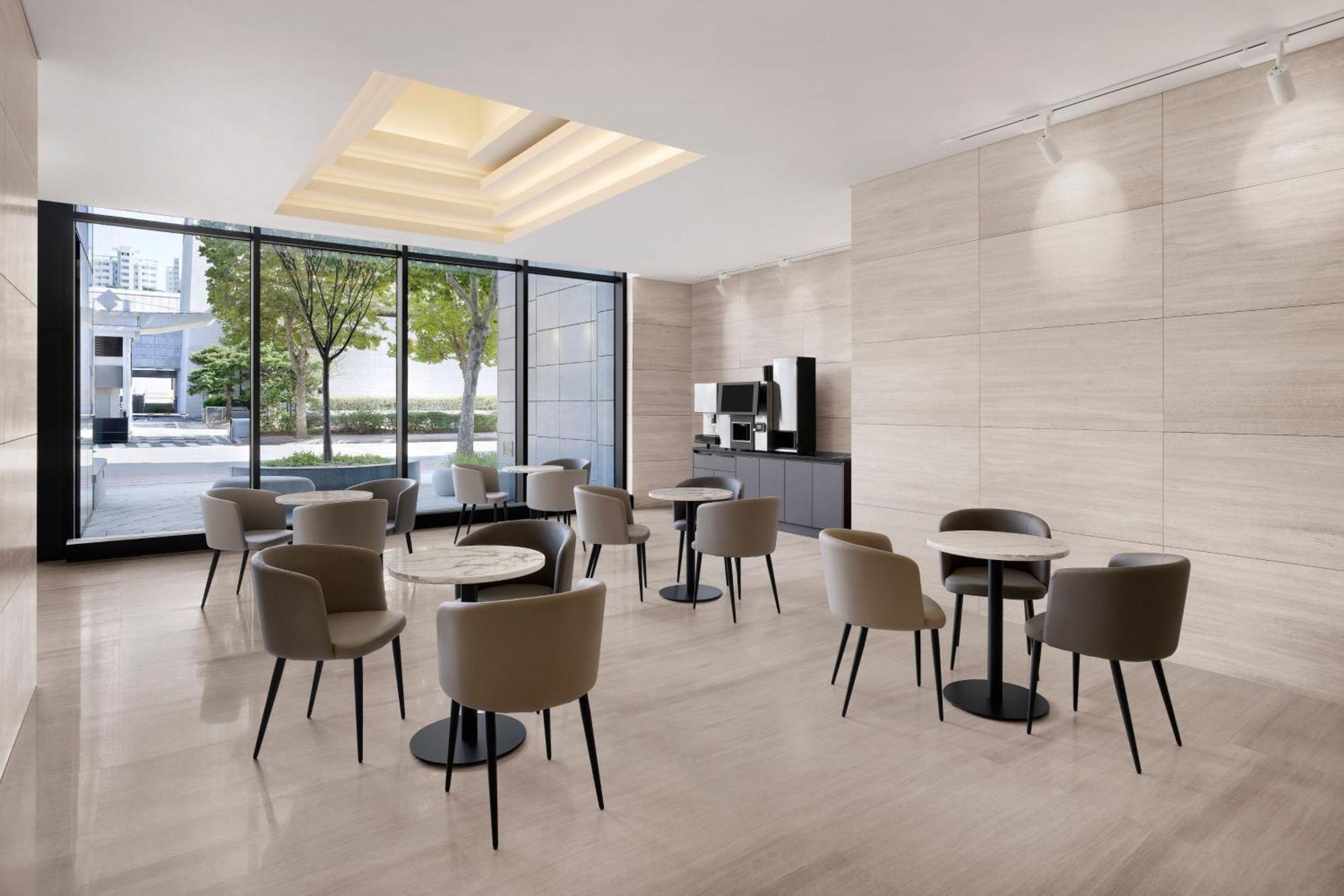 Four Points By Sheraton Suwon Exterior photo